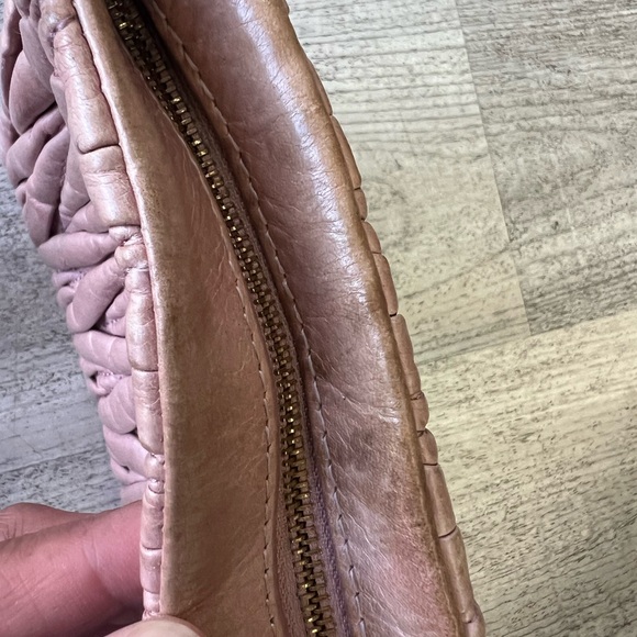 Miu Miu Blush Pink shoulder bag - Picture 7 of 12